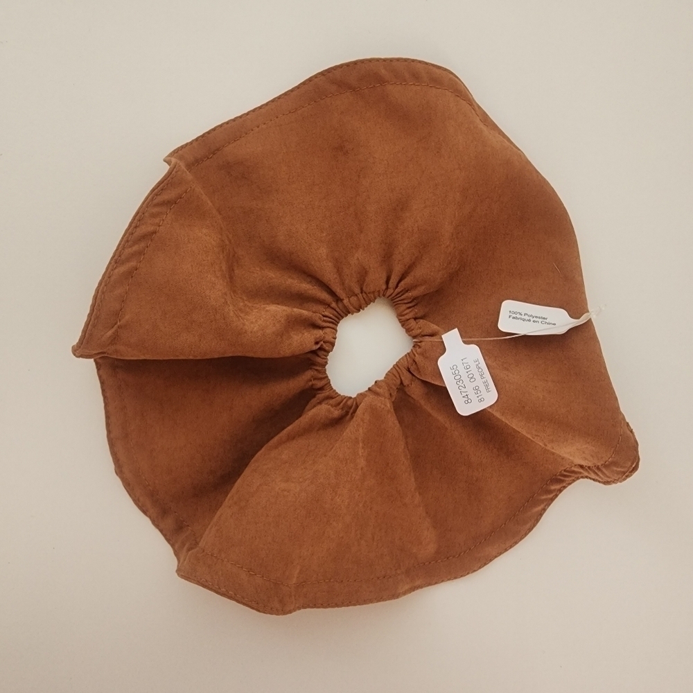 NWT Free People Brown Camel Genevieve Jumbo Scrunchie - Picture 4 of 9